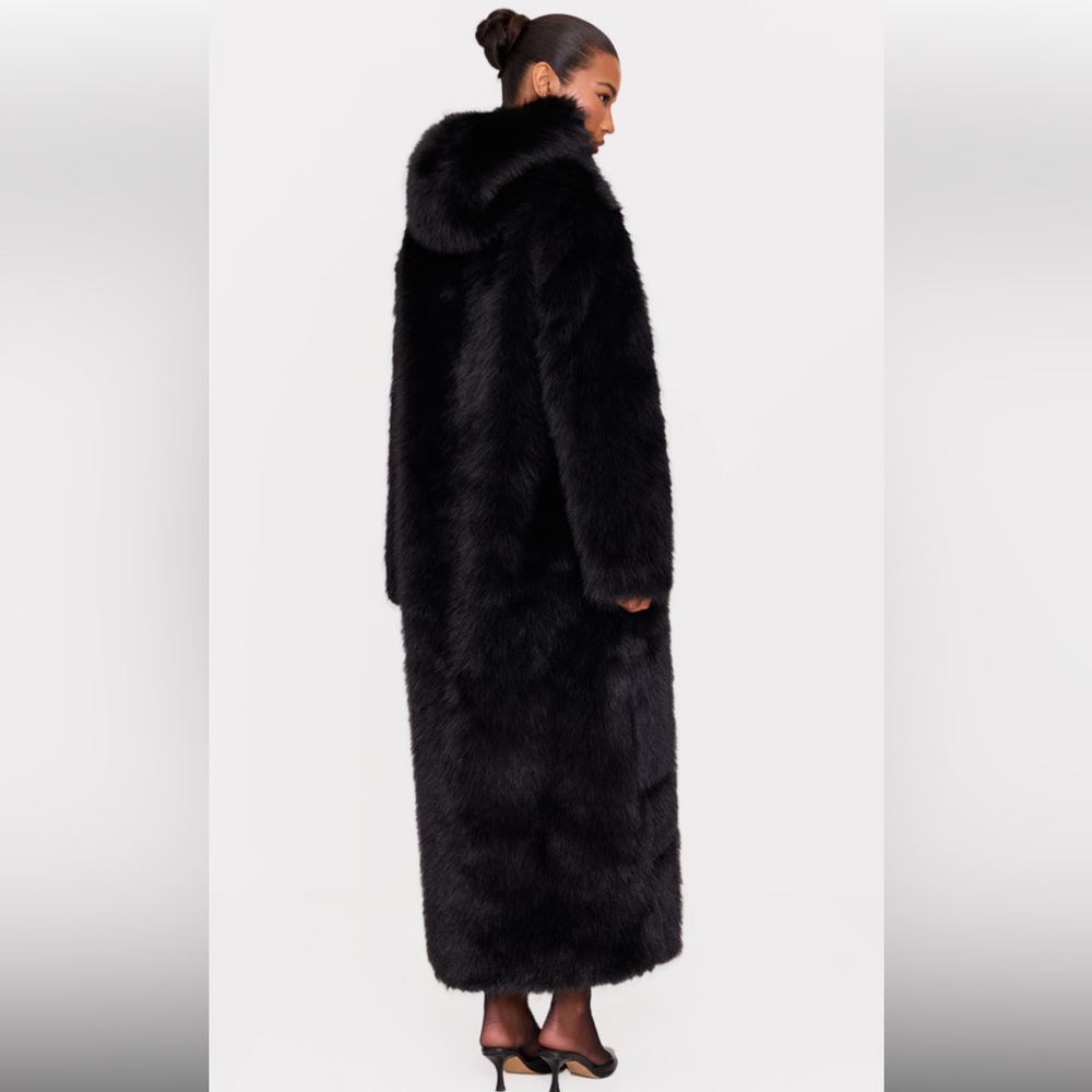 Pretty Little Thing full length faux fur hooded coat black size 14 L/XL